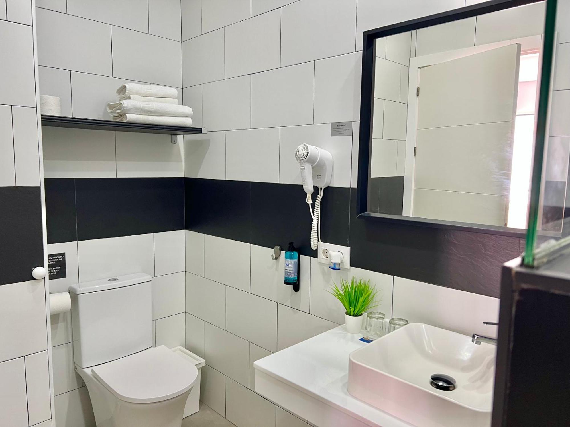 Dori Rooms Hostal 타리파 외부 사진